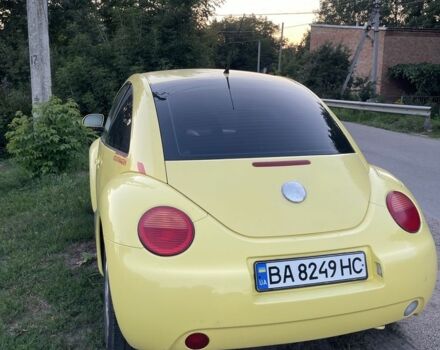 Желтый Фольксваген Битл, объемом двигателя 2 л и пробегом 250 тыс. км за 3500 $, фото 3 на Automoto.ua
