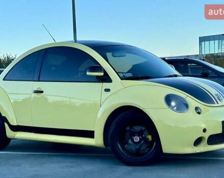 Желтый Фольксваген Битл, объемом двигателя 1.98 л и пробегом 260 тыс. км за 5700 $, фото 1 на Automoto.ua