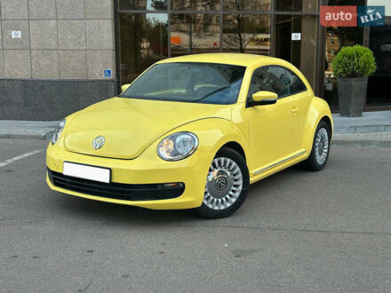 Фольксваген Бітл 2013 у Одесі на Automoto.ua Жовтий Фольксваген Бітл, об'ємом двигуна 2.5 л та пробігом 81 тис. км за 8499 $, фото 1 на Automoto.ua