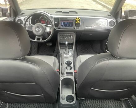 Серый Фольксваген Битл, объемом двигателя 2.5 л и пробегом 140 тыс. км за 8500 $, фото 8 на Automoto.ua