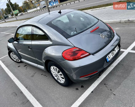 Фольксваген Бітл 2011 у Києві на Automoto.ua Сірий Фольксваген Бітл, об'ємом двигуна 2.5 л та пробігом 205 тис. км за 7600 $, фото 7 на Automoto.ua