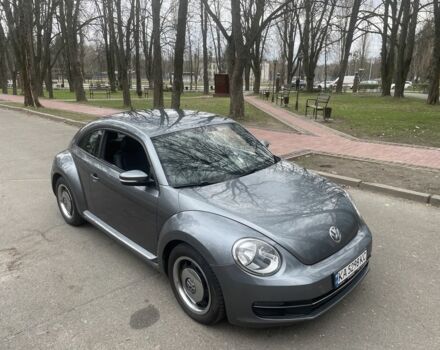 Серый Фольксваген Битл, объемом двигателя 2.5 л и пробегом 140 тыс. км за 8500 $, фото 4 на Automoto.ua