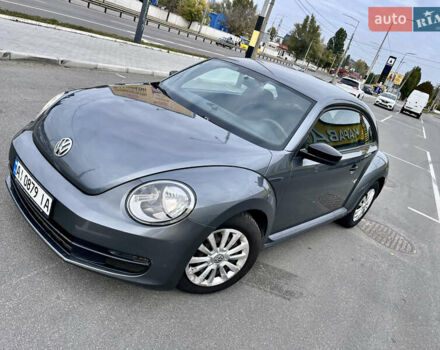 Фольксваген Бітл 2011 у Києві на Automoto.ua Сірий Фольксваген Бітл, об'ємом двигуна 2.5 л та пробігом 205 тис. км за 7600 $, фото 4 на Automoto.ua