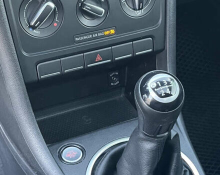 Серый Фольксваген Битл, объемом двигателя 2.5 л и пробегом 140 тыс. км за 8900 $, фото 15 на Automoto.ua