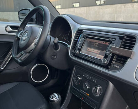 Серый Фольксваген Битл, объемом двигателя 2.5 л и пробегом 140 тыс. км за 8900 $, фото 20 на Automoto.ua