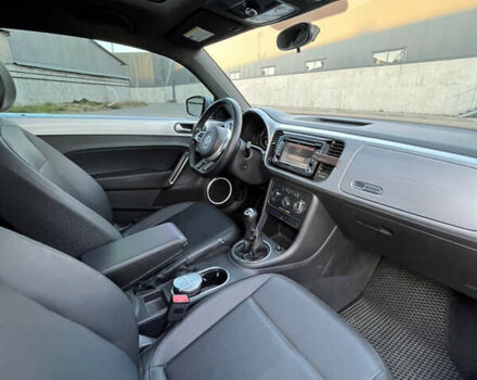 Серый Фольксваген Битл, объемом двигателя 2.5 л и пробегом 140 тыс. км за 8900 $, фото 19 на Automoto.ua