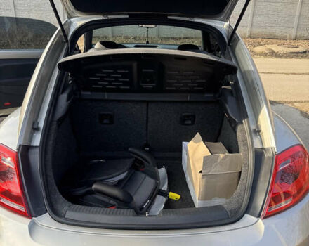 Серый Фольксваген Битл, объемом двигателя 2.48 л и пробегом 187 тыс. км за 10800 $, фото 6 на Automoto.ua