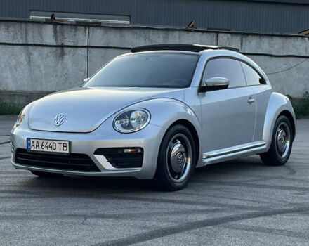 Серый Фольксваген Битл, объемом двигателя 2.5 л и пробегом 140 тыс. км за 8900 $, фото 6 на Automoto.ua