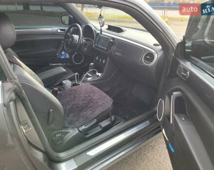 Сірий Фольксваген Бітл, об'ємом двигуна 1.97 л та пробігом 133 тис. км за 11000 $, фото 5 на Automoto.ua