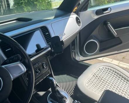 Серый Фольксваген Битл, объемом двигателя 2.5 л и пробегом 118 тыс. км за 10600 $, фото 10 на Automoto.ua