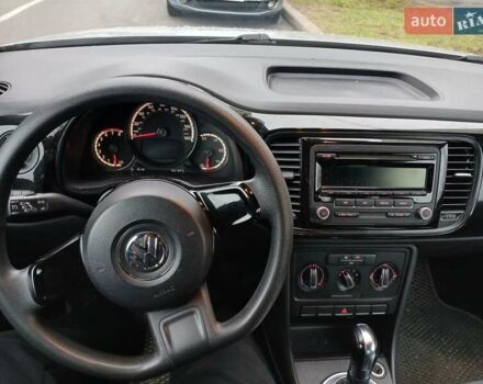 Серый Фольксваген Битл, объемом двигателя 2.5 л и пробегом 173 тыс. км за 8500 $, фото 10 на Automoto.ua