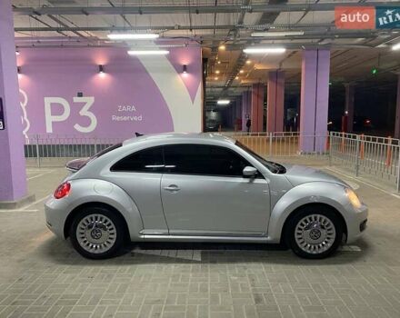 Серый Фольксваген Битл, объемом двигателя 1.8 л и пробегом 75 тыс. км за 12000 $, фото 3 на Automoto.ua