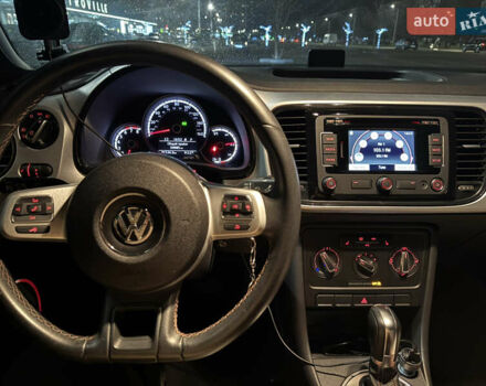 Сірий Фольксваген Бітл, об'ємом двигуна 1.8 л та пробігом 59 тис. км за 13400 $, фото 14 на Automoto.ua