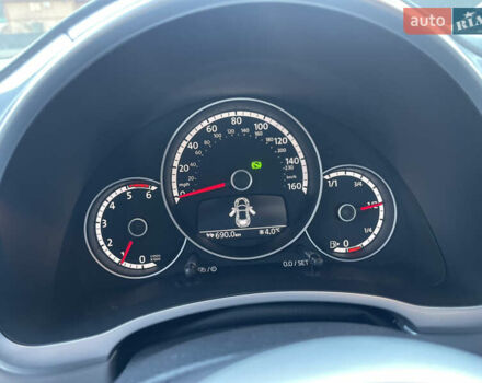 Серый Фольксваген Битл, объемом двигателя 2 л и пробегом 91 тыс. км за 13100 $, фото 12 на Automoto.ua