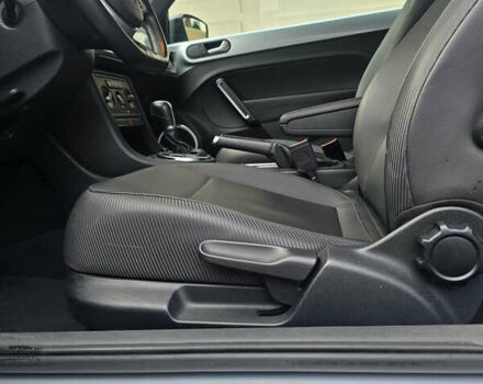 Серый Фольксваген Битл, объемом двигателя 1.97 л и пробегом 100 тыс. км за 11300 $, фото 6 на Automoto.ua