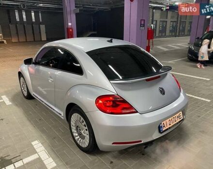 Серый Фольксваген Битл, объемом двигателя 1.8 л и пробегом 75 тыс. км за 12000 $, фото 6 на Automoto.ua