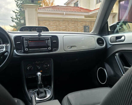 Серый Фольксваген Битл, объемом двигателя 1.97 л и пробегом 100 тыс. км за 11300 $, фото 15 на Automoto.ua