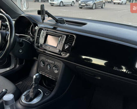 Сірий Фольксваген Бітл, об'ємом двигуна 1.8 л та пробігом 174 тис. км за 13000 $, фото 3 на Automoto.ua