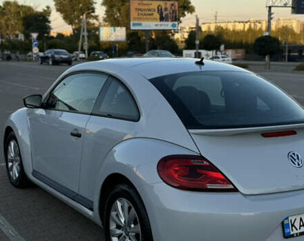 Сірий Фольксваген Бітл, об'ємом двигуна 1.8 л та пробігом 174 тис. км за 13000 $, фото 10 на Automoto.ua
