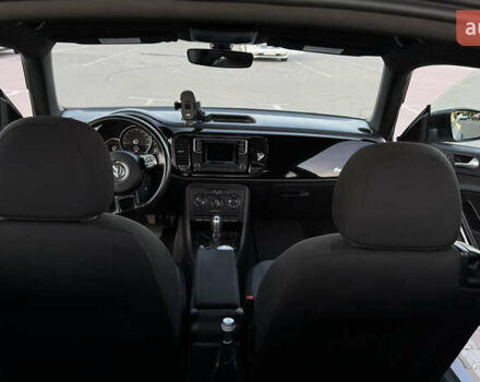 Сірий Фольксваген Бітл, об'ємом двигуна 1.8 л та пробігом 174 тис. км за 13000 $, фото 4 на Automoto.ua