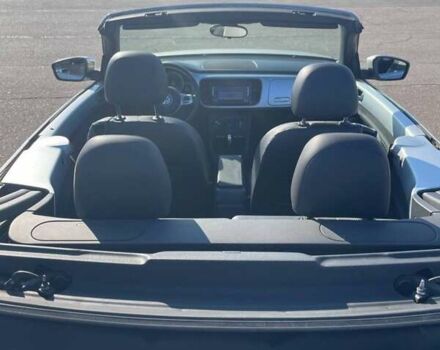 Серый Фольксваген Битл, объемом двигателя 2.5 л и пробегом 151 тыс. км за 11000 $, фото 1 на Automoto.ua