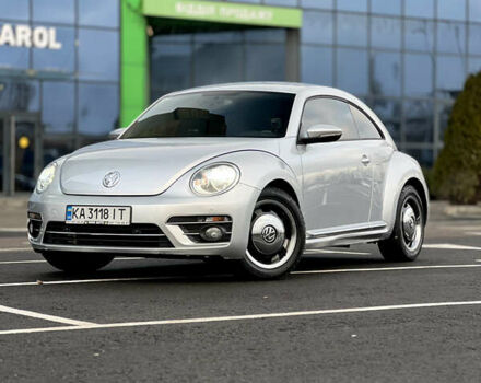 Серый Фольксваген Битл, объемом двигателя 1.8 л и пробегом 59 тыс. км за 13699 $, фото 1 на Automoto.ua