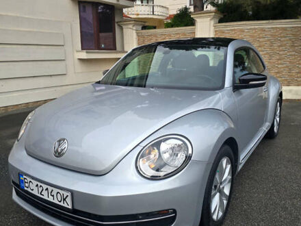 Фольксваген Битл 2014 в Киеве на Automoto.ua Серый Фольксваген Битл, объемом двигателя 1.97 л и пробегом 100 тыс. км за 11700 $, фото 1 на Automoto.ua