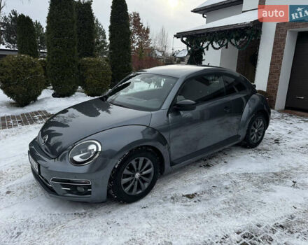 Серый Фольксваген Битл, объемом двигателя 1.8 л и пробегом 65 тыс. км за 16000 $, фото 1 на Automoto.ua