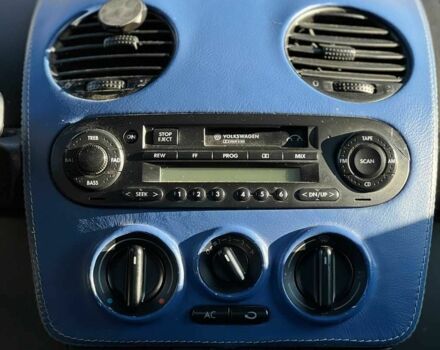 Синій Фольксваген Бітл, об'ємом двигуна 2 л та пробігом 120 тис. км за 5750 $, фото 12 на Automoto.ua