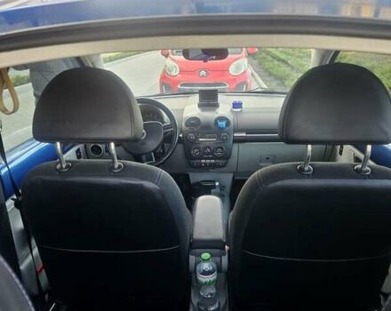 Синий Фольксваген Битл, объемом двигателя 1.98 л и пробегом 151 тыс. км за 6500 $, фото 12 на Automoto.ua