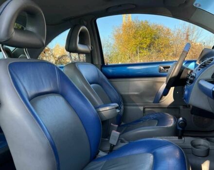 Синій Фольксваген Бітл, об'ємом двигуна 2 л та пробігом 120 тис. км за 5750 $, фото 16 на Automoto.ua