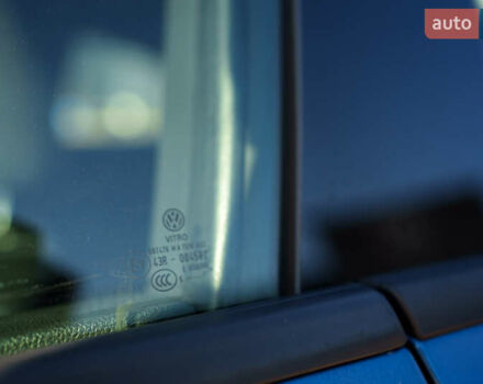 Синий Фольксваген Битл, объемом двигателя 1.8 л и пробегом 160 тыс. км за 12000 $, фото 18 на Automoto.ua