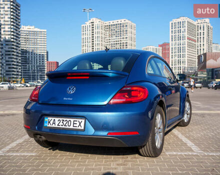 Синий Фольксваген Битл, объемом двигателя 1.8 л и пробегом 160 тыс. км за 12000 $, фото 4 на Automoto.ua