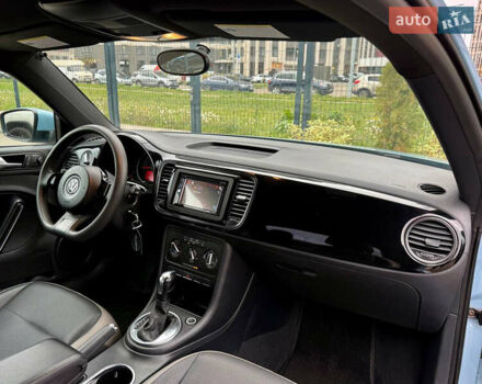 Синій Фольксваген Бітл, об'ємом двигуна 1.8 л та пробігом 175 тис. км за 11900 $, фото 31 на Automoto.ua