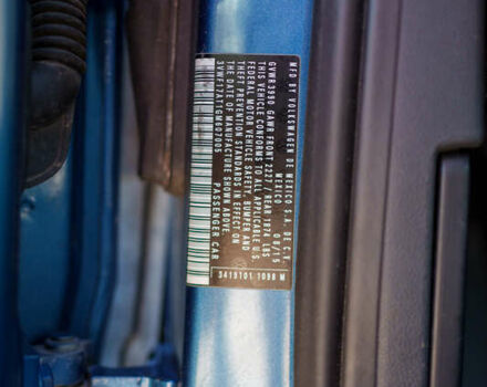 Синий Фольксваген Битл, объемом двигателя 1.8 л и пробегом 160 тыс. км за 12000 $, фото 15 на Automoto.ua