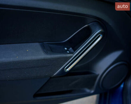 Синий Фольксваген Битл, объемом двигателя 1.8 л и пробегом 160 тыс. км за 12000 $, фото 26 на Automoto.ua