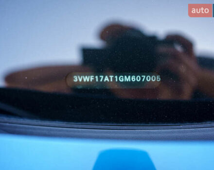 Синий Фольксваген Битл, объемом двигателя 1.8 л и пробегом 160 тыс. км за 12000 $, фото 16 на Automoto.ua