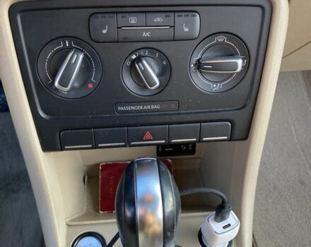 Синий Фольксваген Битл, объемом двигателя 1.8 л и пробегом 132 тыс. км за 12500 $, фото 14 на Automoto.ua