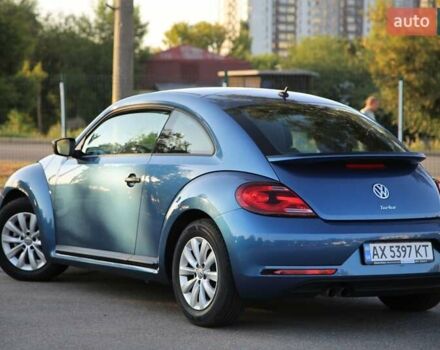 Синий Фольксваген Битл, объемом двигателя 2 л и пробегом 62 тыс. км за 14999 $, фото 3 на Automoto.ua