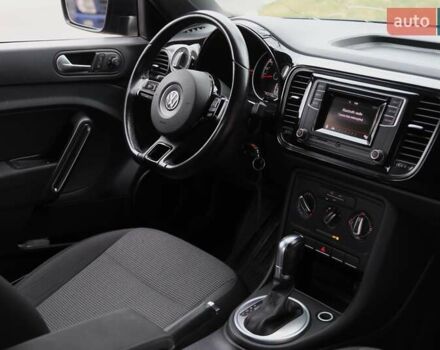 Синий Фольксваген Битл, объемом двигателя 1.98 л и пробегом 70 тыс. км за 15500 $, фото 9 на Automoto.ua