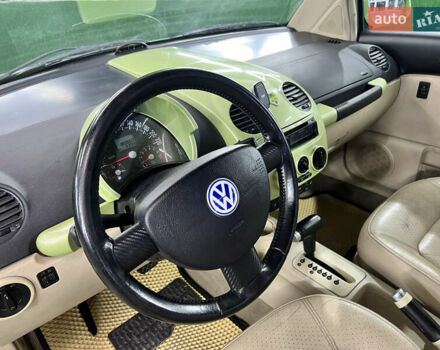 Зелений Фольксваген Бітл, об'ємом двигуна 2 л та пробігом 180 тис. км за 3990 $, фото 21 на Automoto.ua