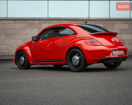 Оранжевый Фольксваген Битл, объемом двигателя 1.8 л и пробегом 60 тыс. км за 13800 $, фото 3 на Automoto.ua