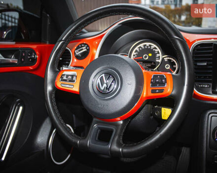 Оранжевый Фольксваген Битл, объемом двигателя 1.8 л и пробегом 60 тыс. км за 13800 $, фото 13 на Automoto.ua