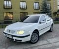 Белый Фольксваген Бора, объемом двигателя 1.4 л и пробегом 285 тыс. км за 3100 $, фото 1 на Automoto.ua
