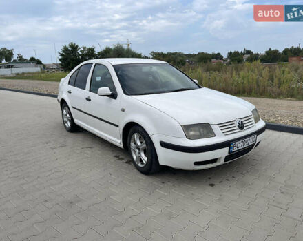 Білий Фольксваген Бора, об'ємом двигуна 1.9 л та пробігом 450 тис. км за 3400 $, фото 2 на Automoto.ua