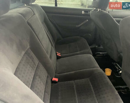 Бежевий Фольксваген Бора, об'ємом двигуна 1.6 л та пробігом 300 тис. км за 3200 $, фото 1 на Automoto.ua