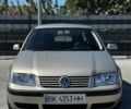 Бежевый Фольксваген Бора, объемом двигателя 1.4 л и пробегом 165 тыс. км за 4996 $, фото 1 на Automoto.ua