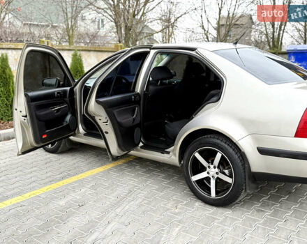 Бежевый Фольксваген Бора, объемом двигателя 1.6 л и пробегом 220 тыс. км за 5700 $, фото 43 на Automoto.ua