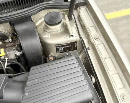 Бежевый Фольксваген Бора, объемом двигателя 1.6 л и пробегом 220 тыс. км за 5700 $, фото 82 на Automoto.ua