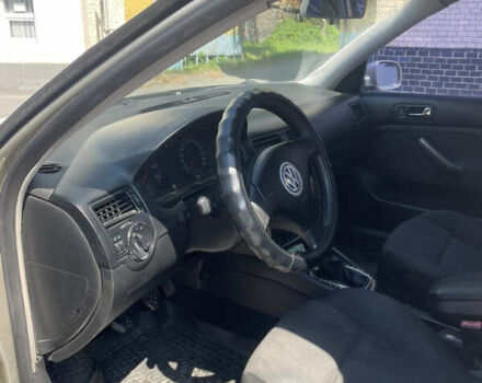 Бежевий Фольксваген Бора, об'ємом двигуна 1.6 л та пробігом 297 тис. км за 2800 $, фото 8 на Automoto.ua